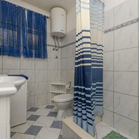 Ita 1 Appartement Postira
