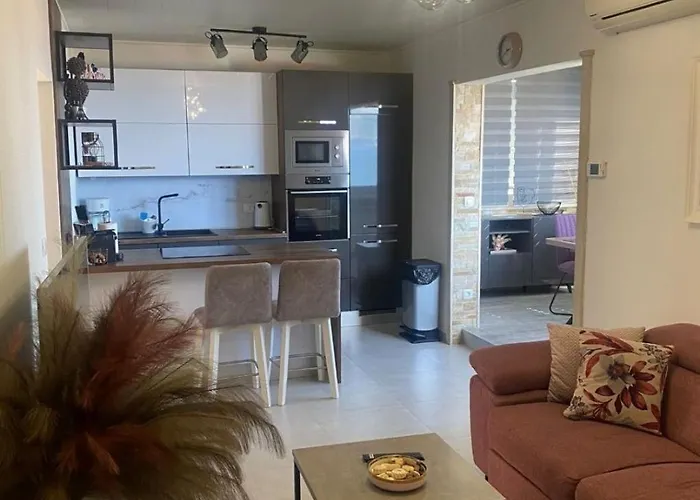 Ita 1 Apartamento Postira